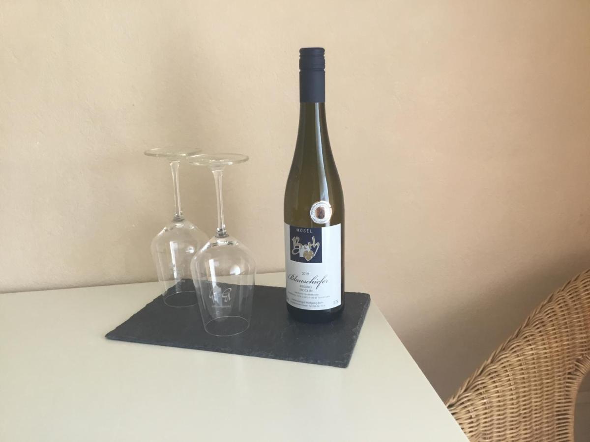 Weingut Und Gaestehaus Wolfgang Beth Kinheim Esterno foto
